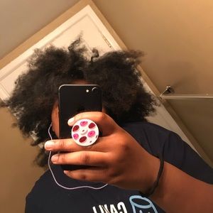 Meet your Posher, Viia